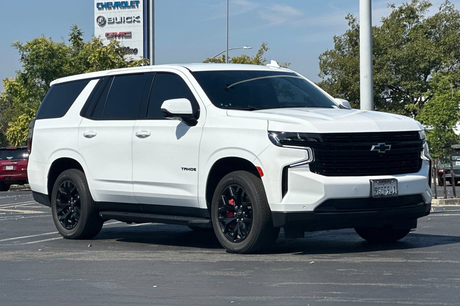 Used 2023 Chevrolet Tahoe RST w/ RST Performance Edition AWD/4WD image 2
