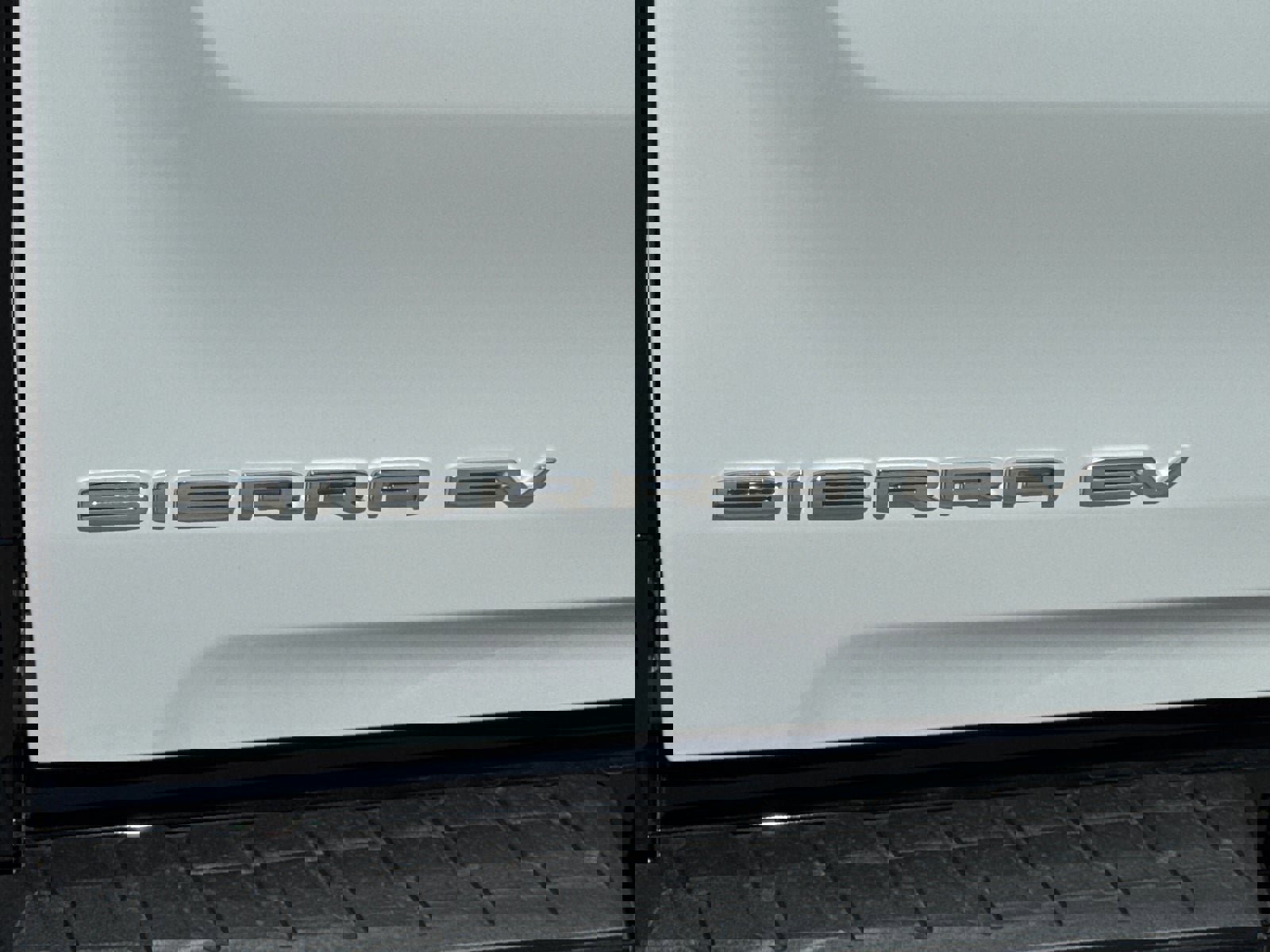 Used 2026 GMC Sierra EV AT4 image 11