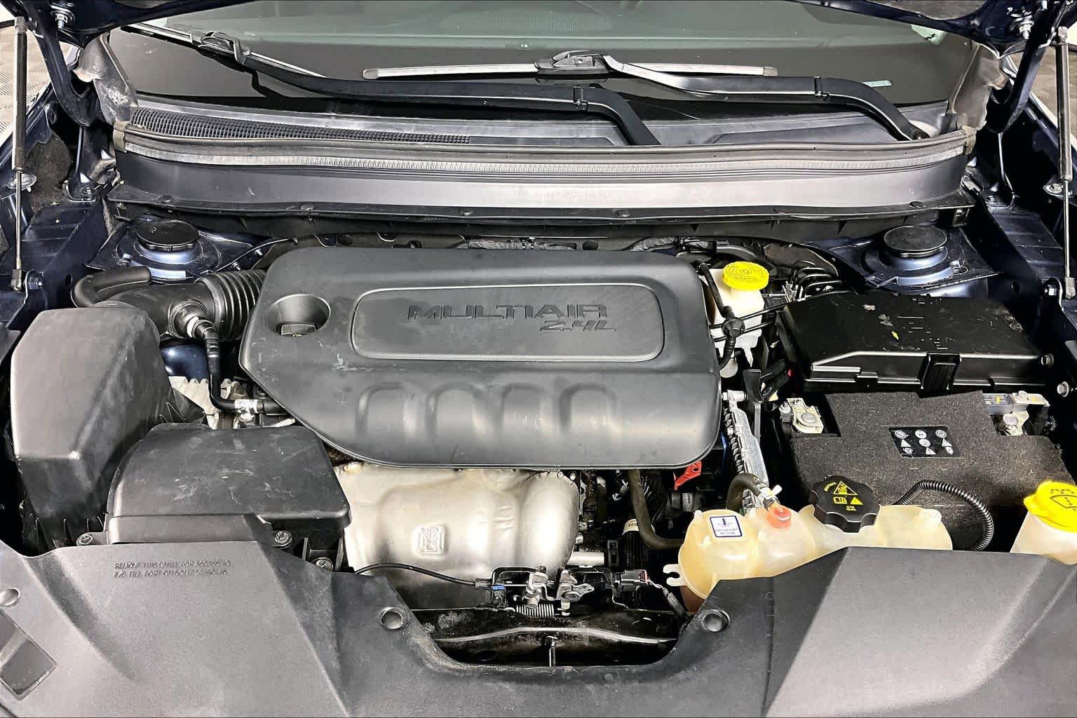 Used 2020 Jeep Cherokee Latitude Plus FWD image 31