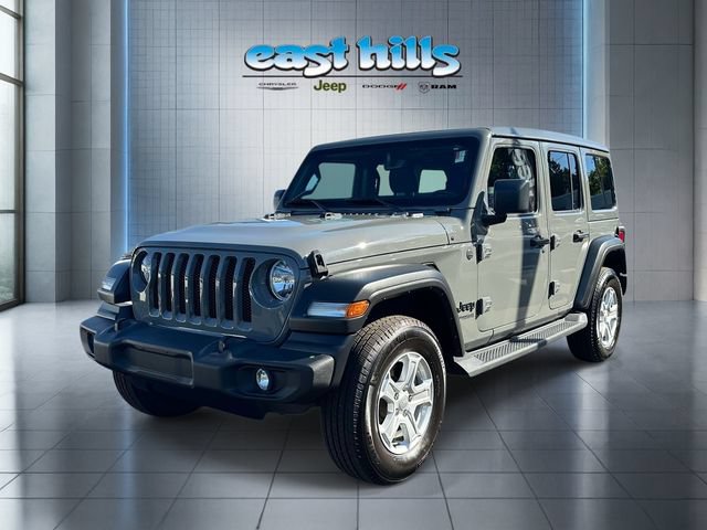 Used 2022 Jeep Wrangler Unlimited Sport w/ Sun And Sound Package AWD/4WD image 7