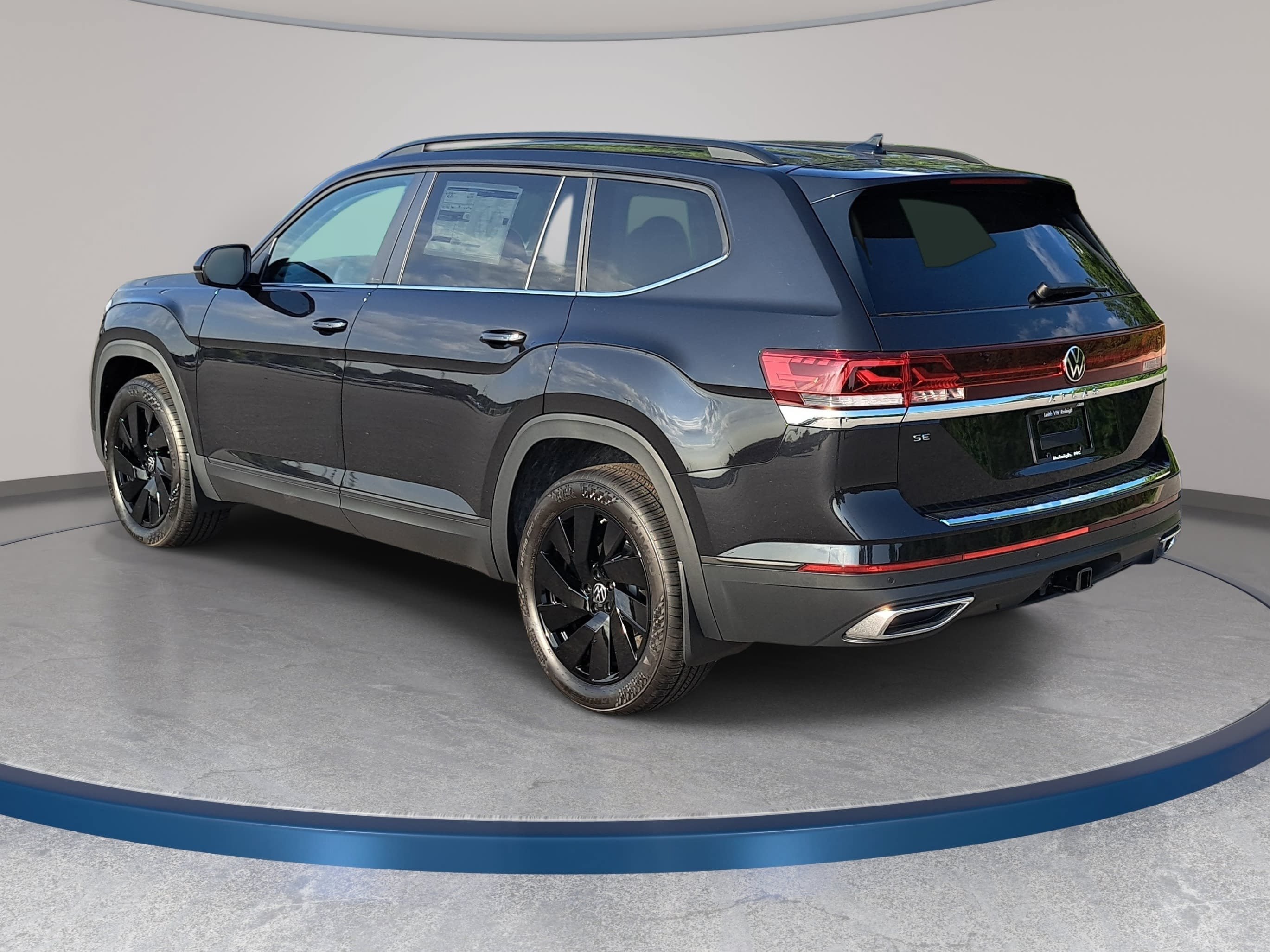 New 2026 Volkswagen Atlas SE FWD image 7