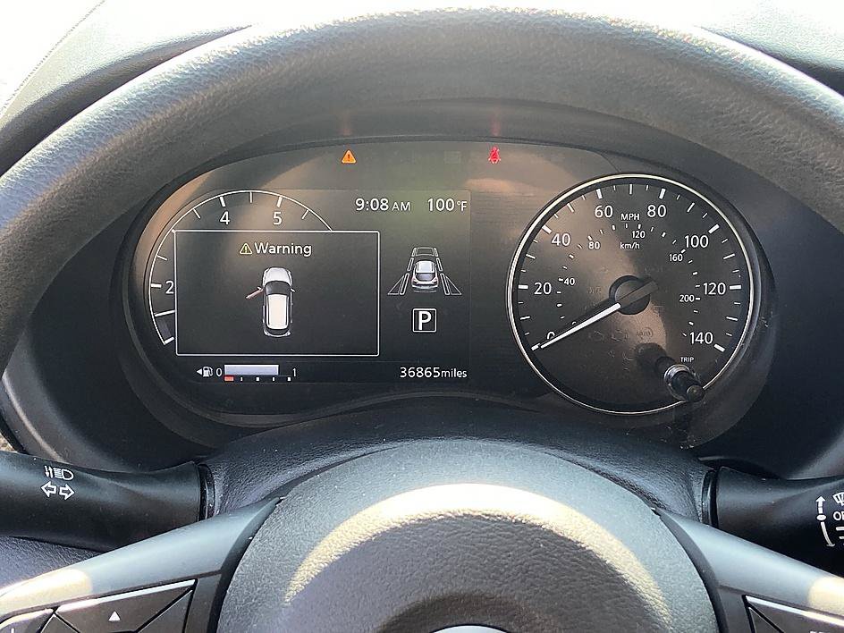 Certified 2022 Nissan Kicks SV FWD image 14