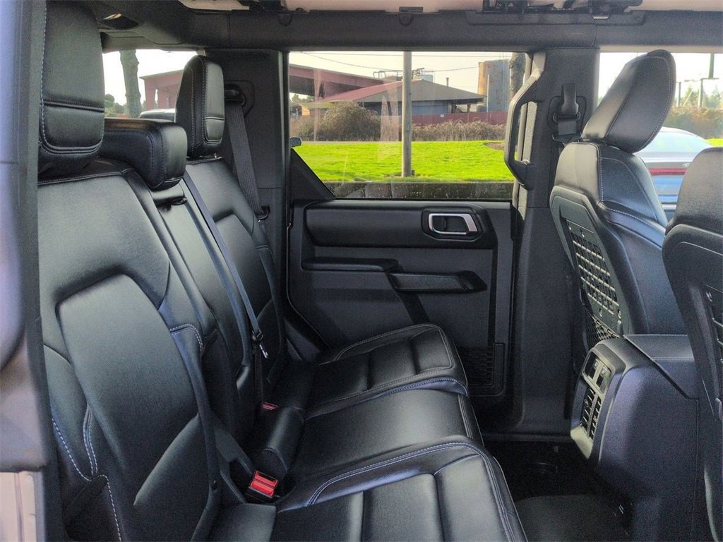 Certified 2025 Ford Bronco Badlands image 28