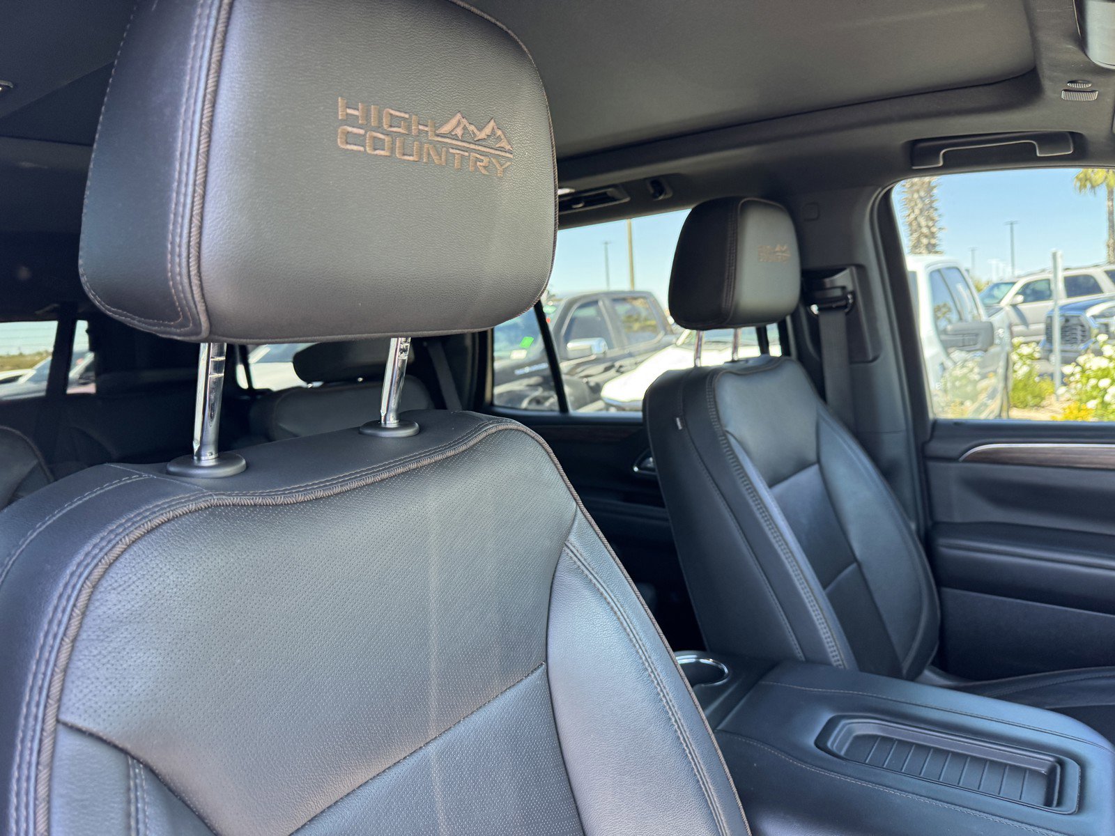 Used 2022 Chevrolet Tahoe High Country image 9
