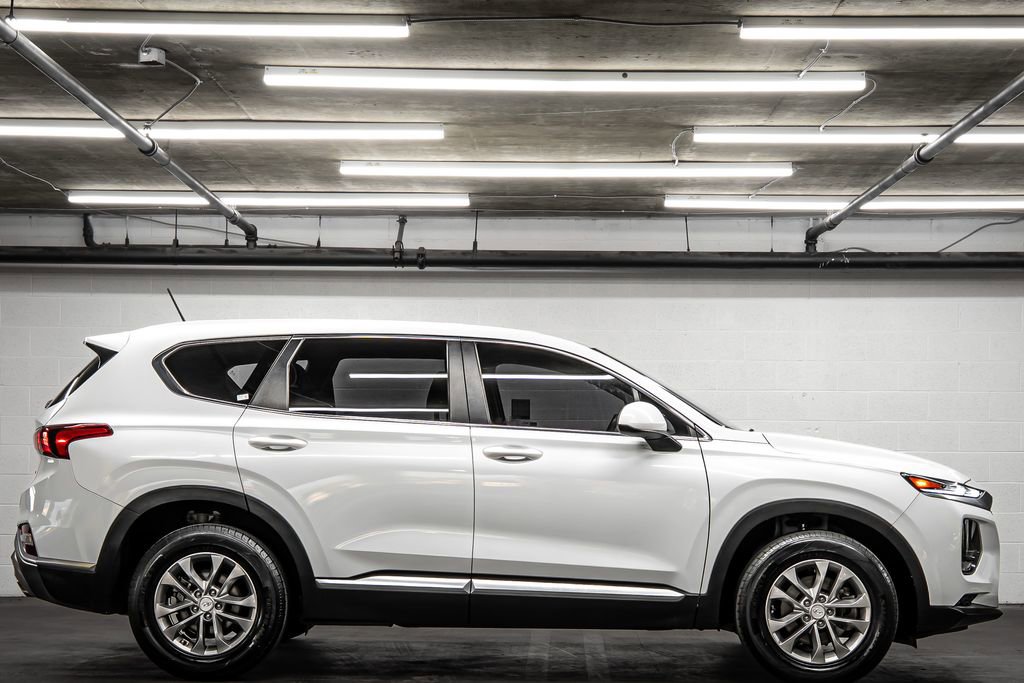 Used 2019 Hyundai Santa Fe SE image 6