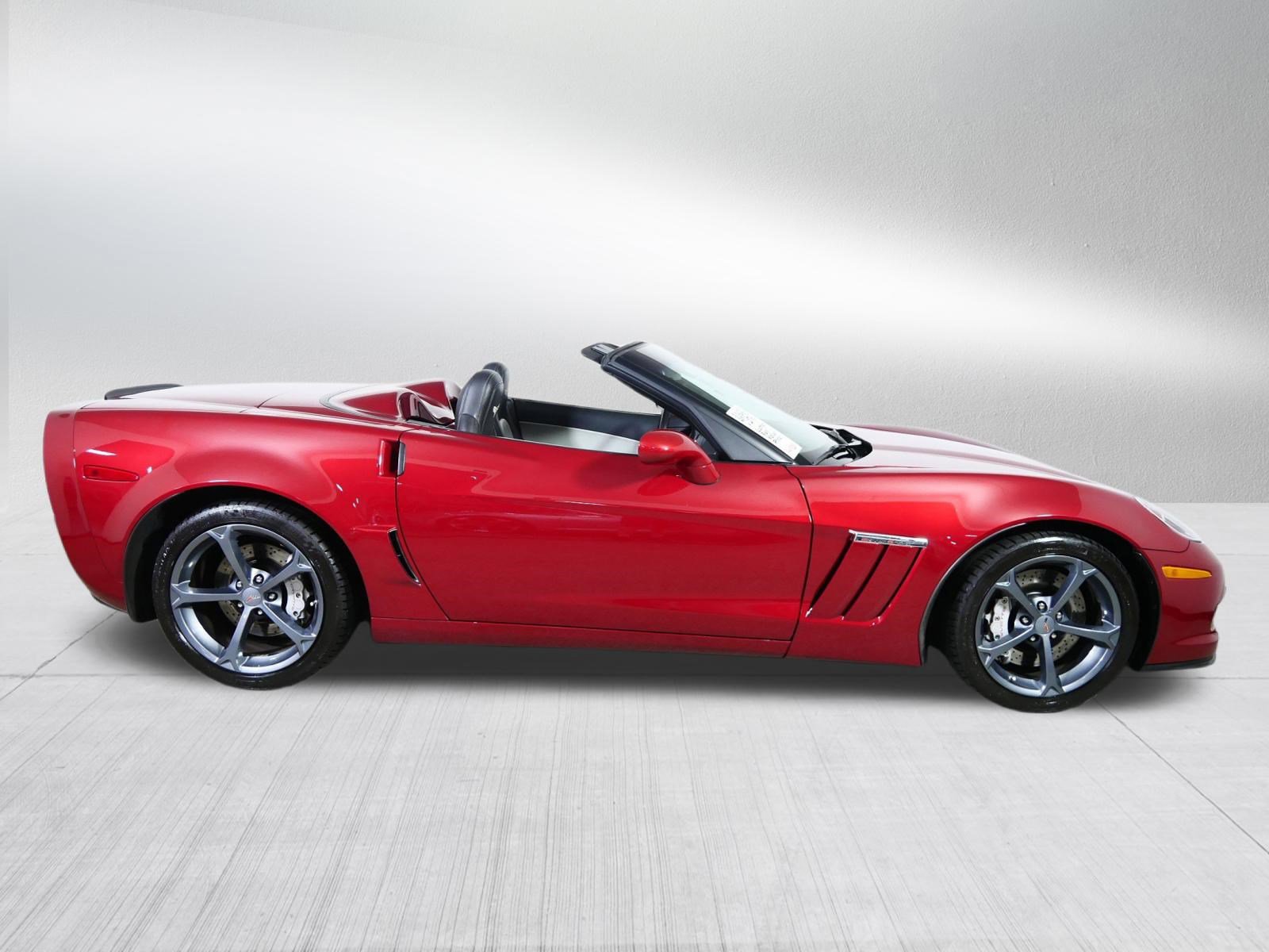 Used 2011 Chevrolet Corvette Grand Sport w/ Preferred Equipment Group image 8