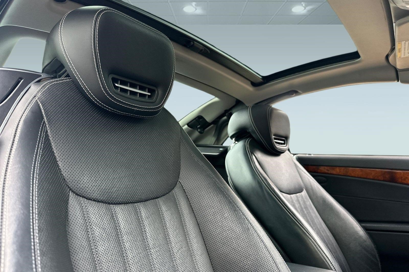 Used 2012 Mercedes-Benz SL 550 image 21