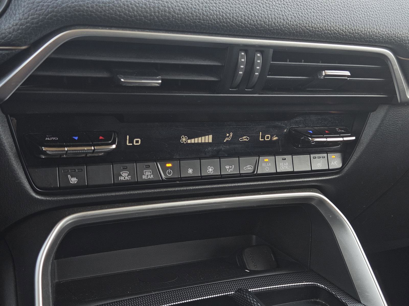 Used 2024 MAZDA CX-90 3.3 Turbo w/ Preferred Plus image 26