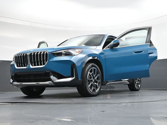 Used 2025 BMW X1 xDrive28i w/ Convenience Package image 46
