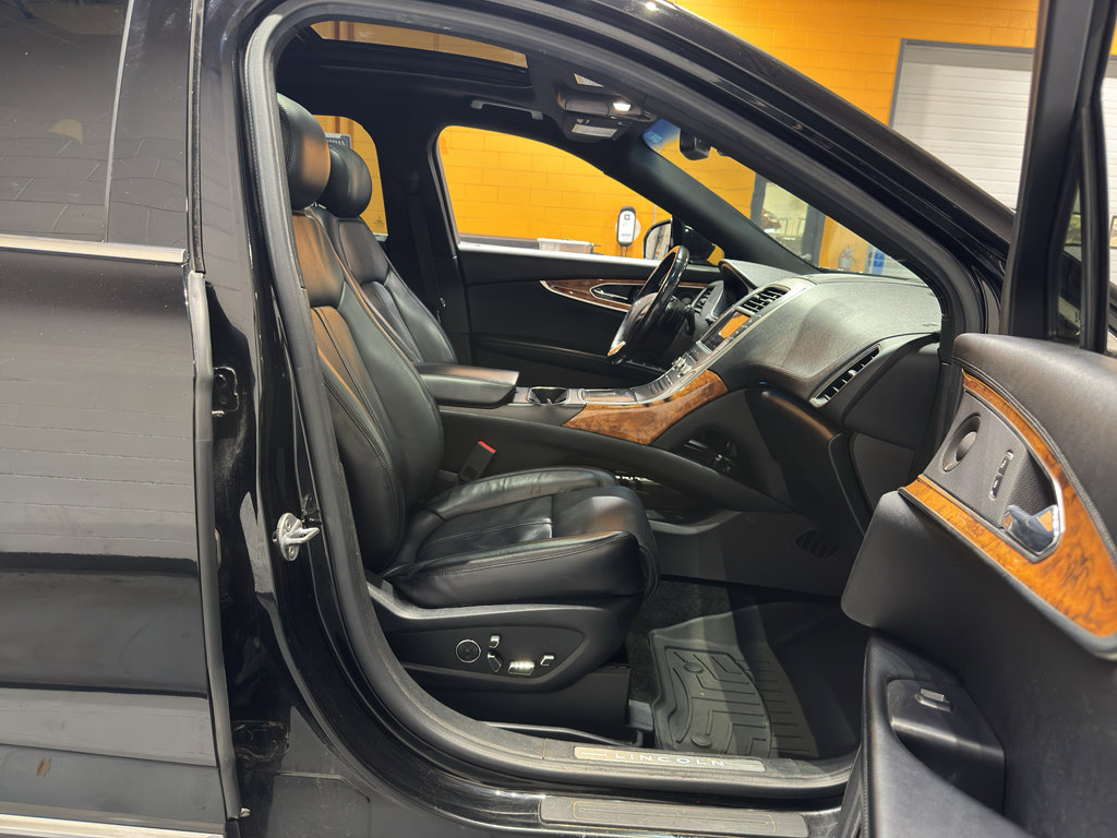 Used 2018 Lincoln MKX Reserve w/ Canadian Touring Package AWD/4WD image 18