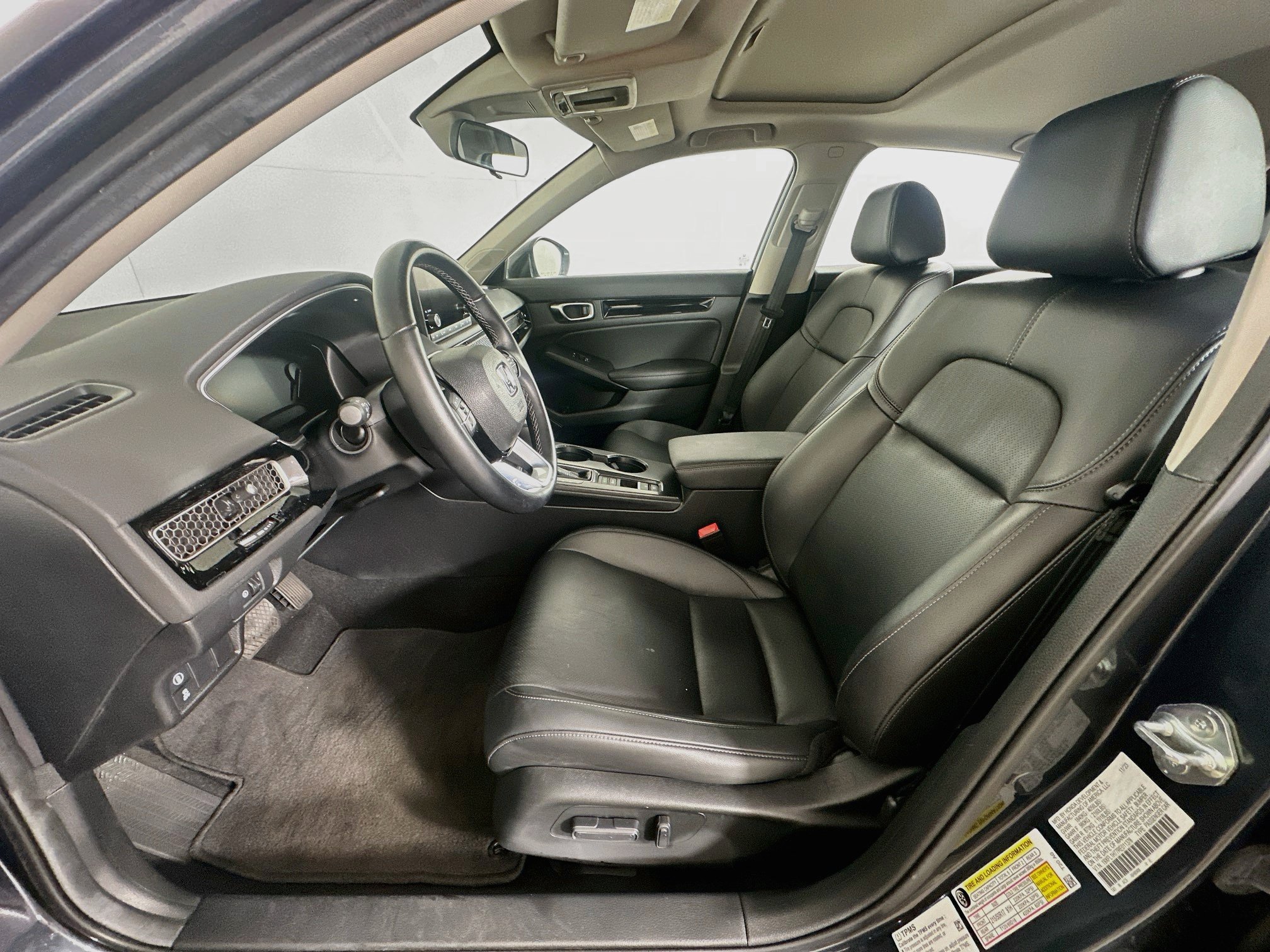 Used 2024 Honda Civic EX-L image 13