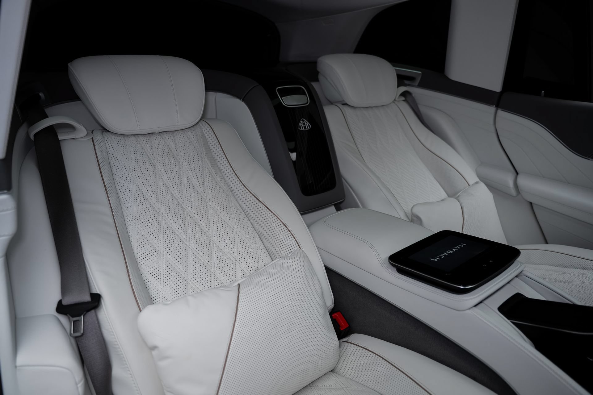 Used 2025 Mercedes-Benz Maybach GLS 600 4MATIC image 70