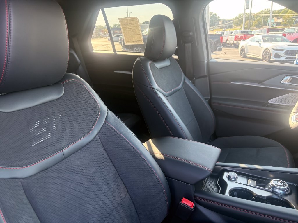 New 2026 Ford Explorer ST w/ Sun And Sound Package AWD/4WD image 19