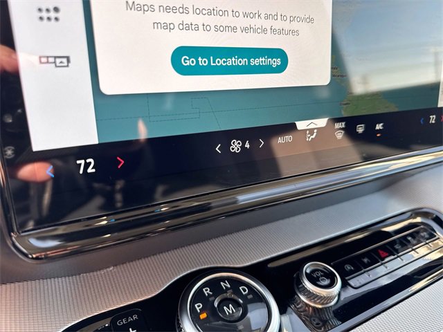 Certified 2025 Ford Expedition Active image 21