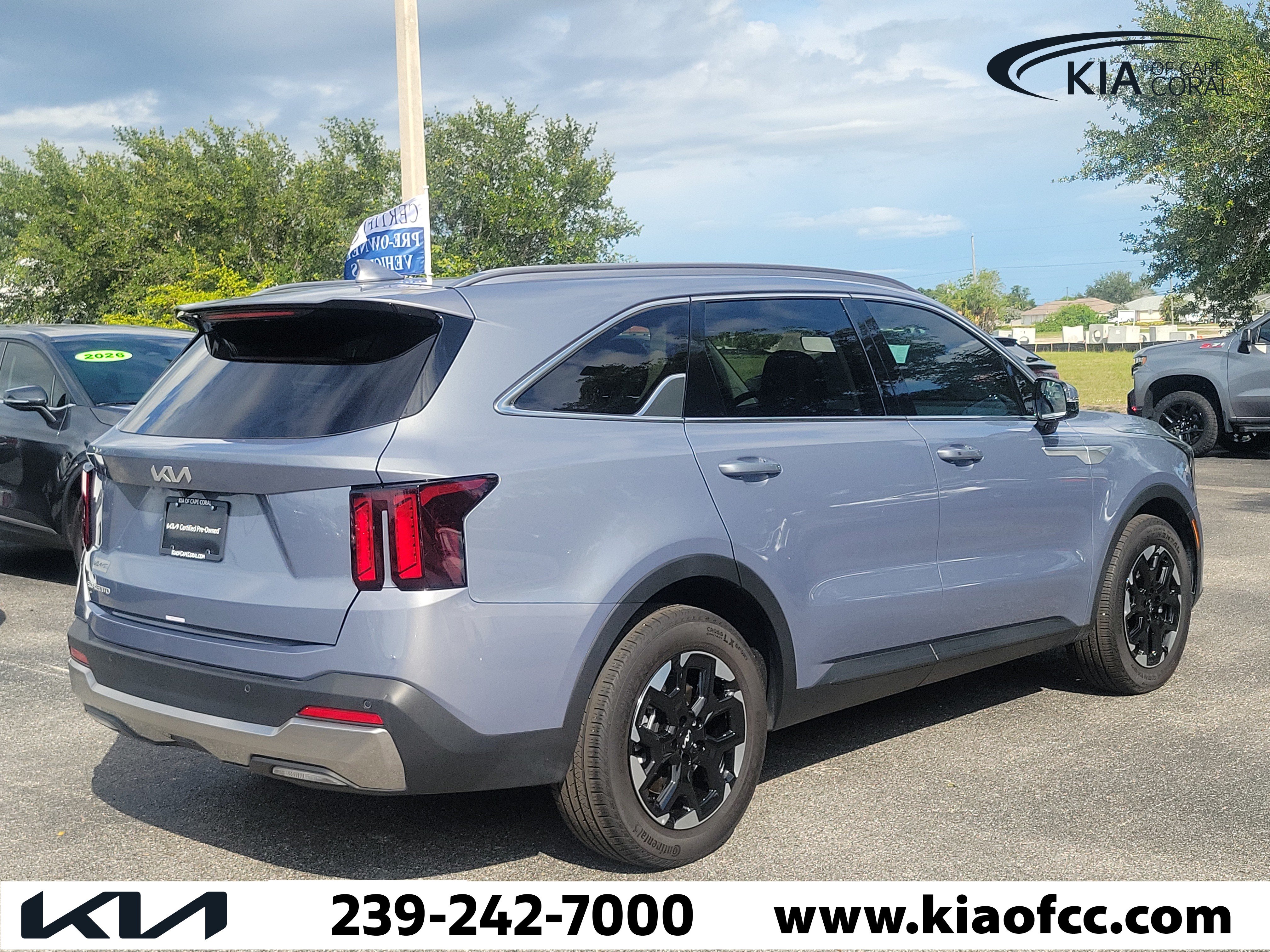 Certified 2025 Kia Sorento S w/ Panoramic Sunroof Package FWD image 6