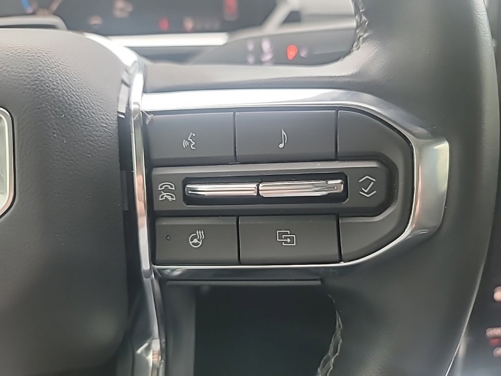 Used 2025 GMC Sierra EV Denali AWD/4WD image 27
