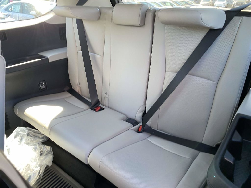 New 2026 Toyota Grand Highlander AWD image 12