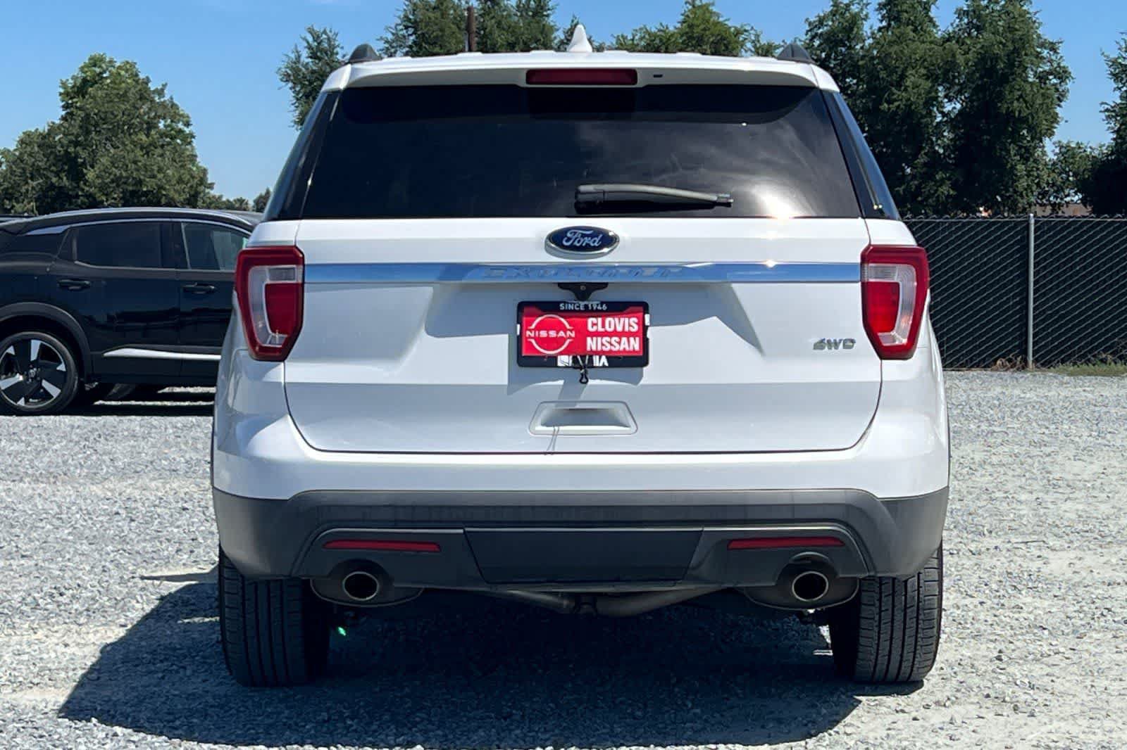 Used 2016 Ford Explorer 4WD image 8