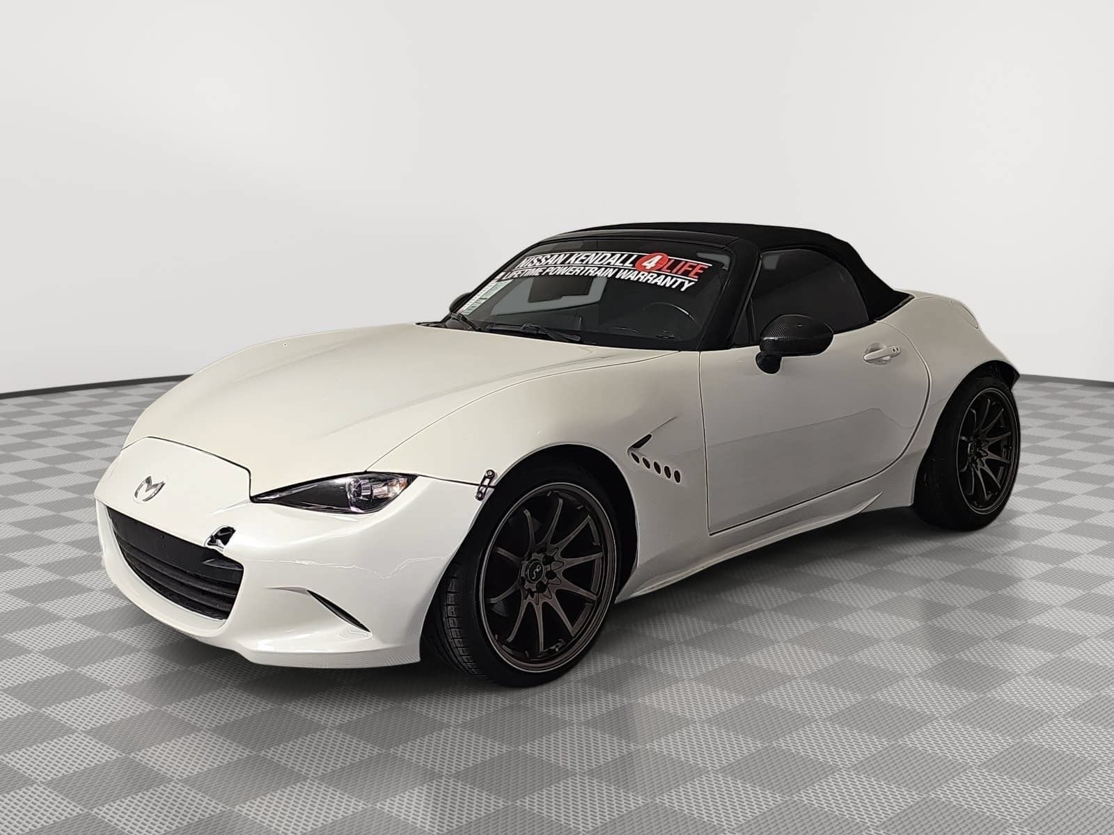 Used 2018 MAZDA MX-5 Miata Grand Touring RWD image 4