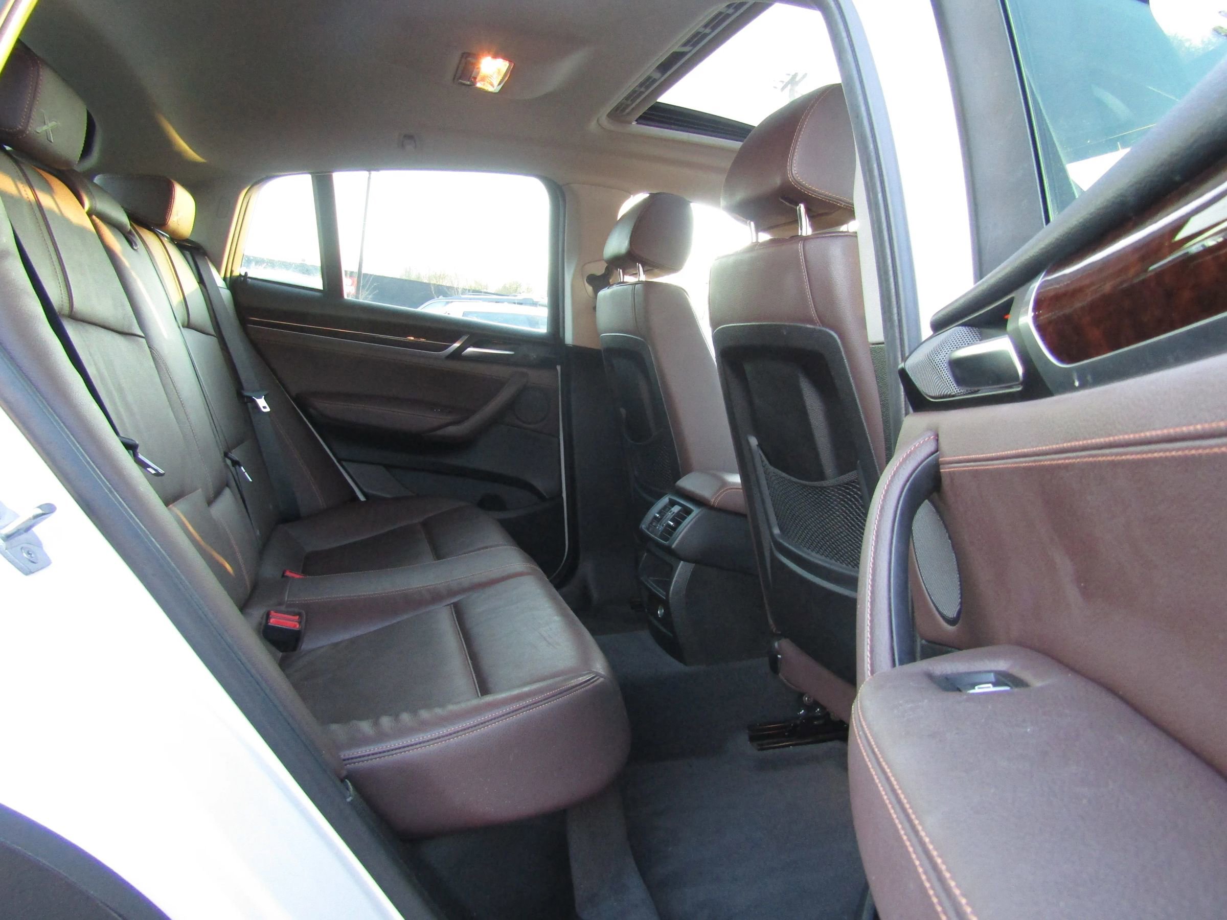 Used 2015 BMW X4 xDrive28i image 12