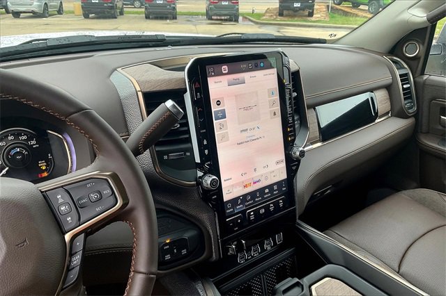 New 2025 RAM 2500 Limited image 7