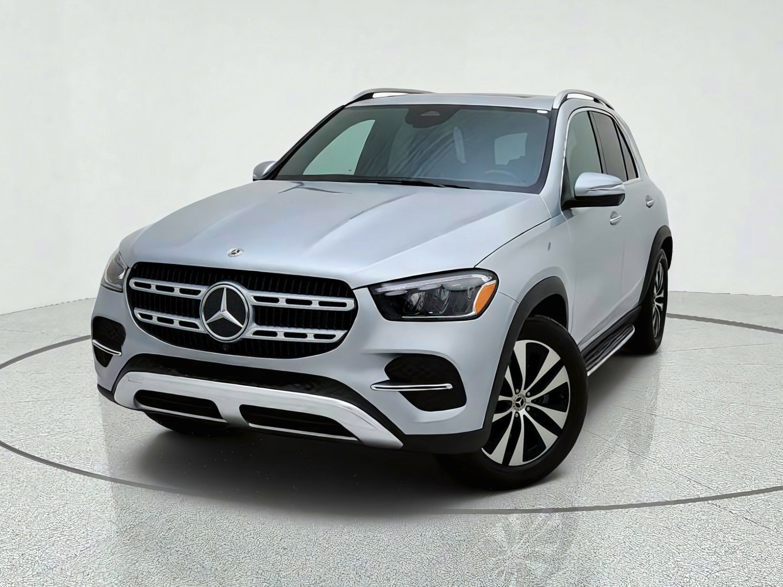 Certified 2026 Mercedes-Benz GLE 350 4MATIC image 2