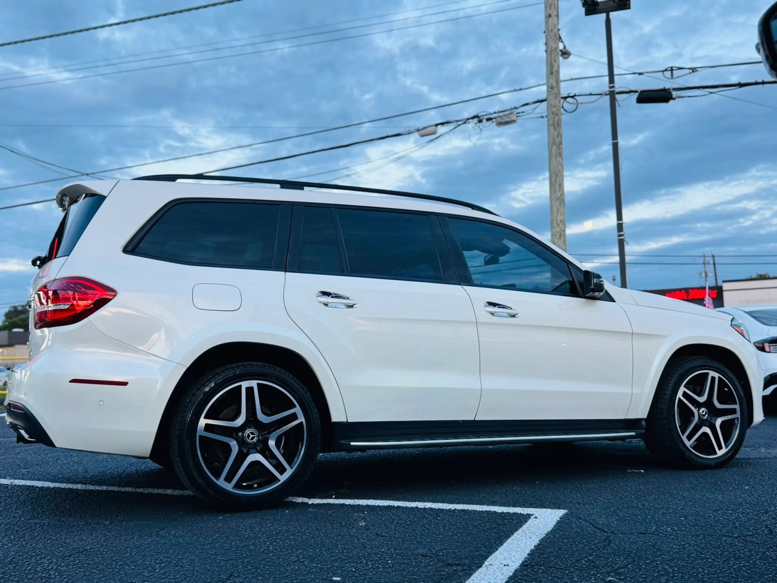 Used 2018 Mercedes-Benz GLS 550 4MATIC w/ Night Package image 6