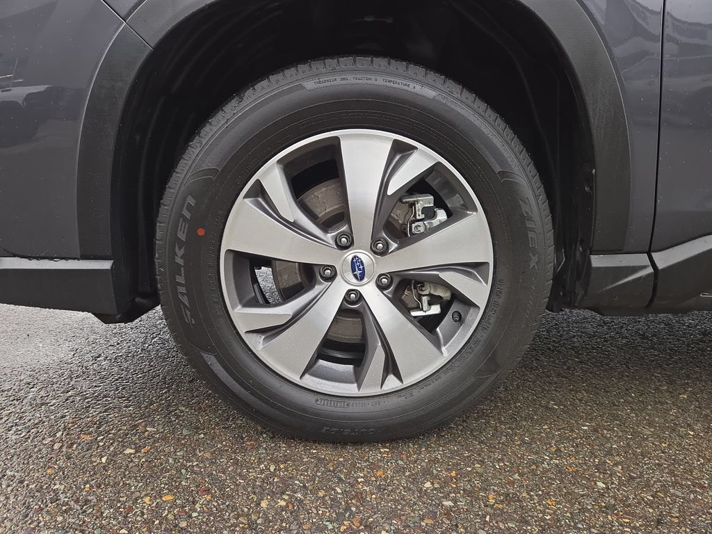Used 2025 Subaru Ascent Premium w/ Premium Package AWD/4WD image 10