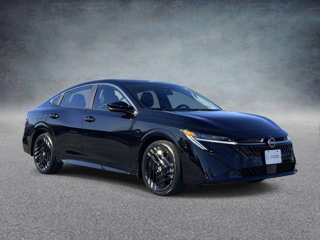 New 2026 Nissan Sentra SR w/ Floor Mat Package