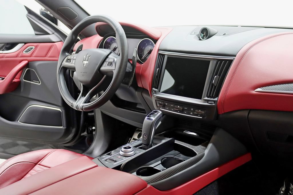 Used 2022 Maserati Levante Modena S AWD/4WD image 32
