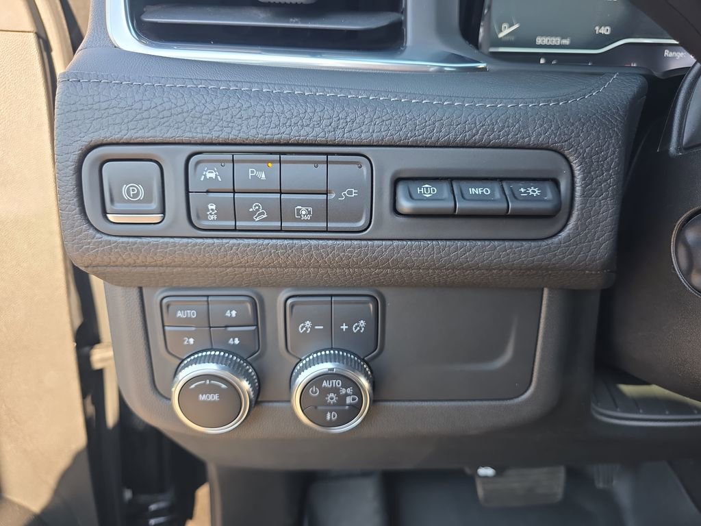 Certified 2022 GMC Yukon Denali image 27