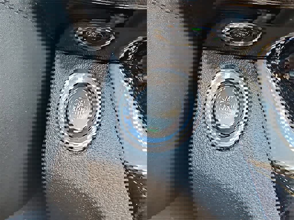 Used 2024 Buick Envista Avenir image 23