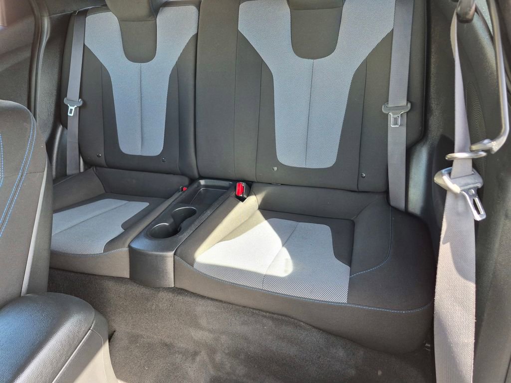 Used 2019 Hyundai Veloster 2.0 image 23