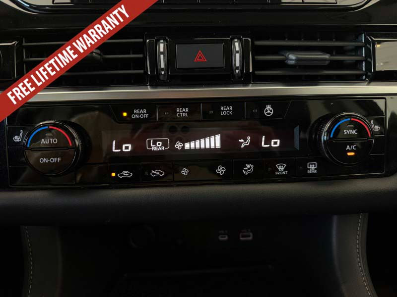 Used 2024 Nissan Pathfinder SL AWD/4WD image 38