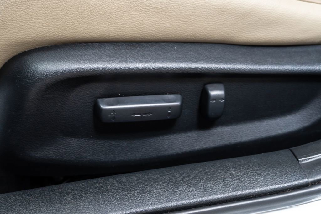 Used 2021 Honda Civic EX-L image 22