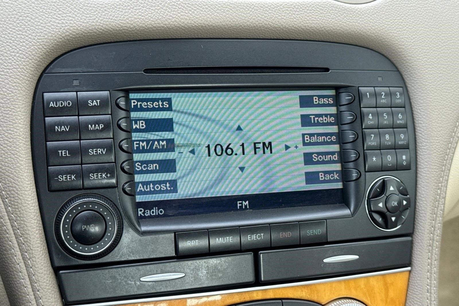 Used 2005 Mercedes-Benz SL 500 image 23