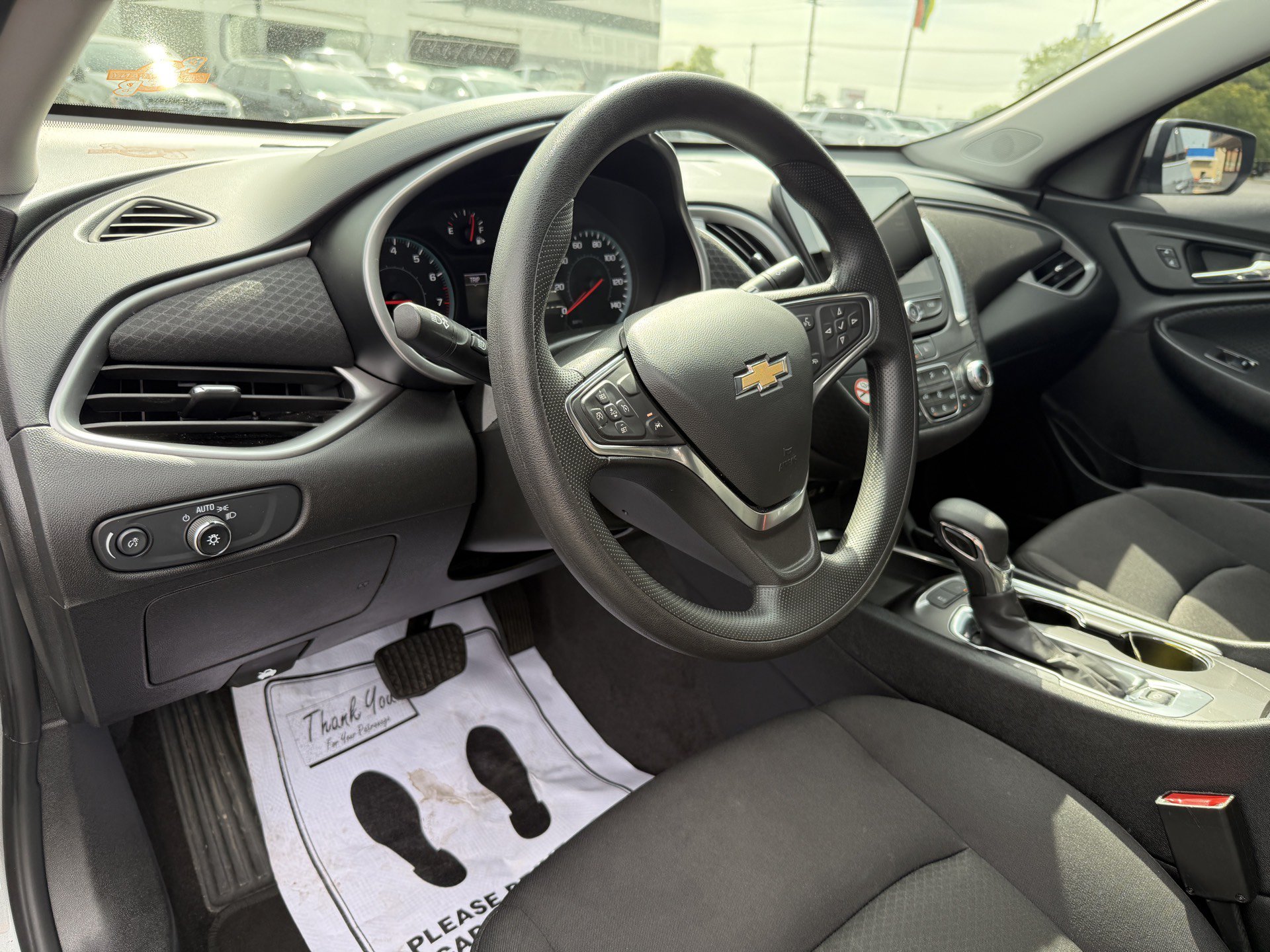 Used 2025 Chevrolet Malibu LT FWD image 17