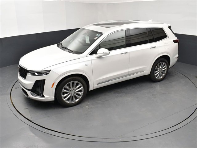 Used 2023 Cadillac XT6 Premium Luxury w/ LPO, Floor Liner Package image 17