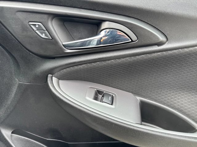 Used 2023 Chevrolet Malibu LT FWD image 37