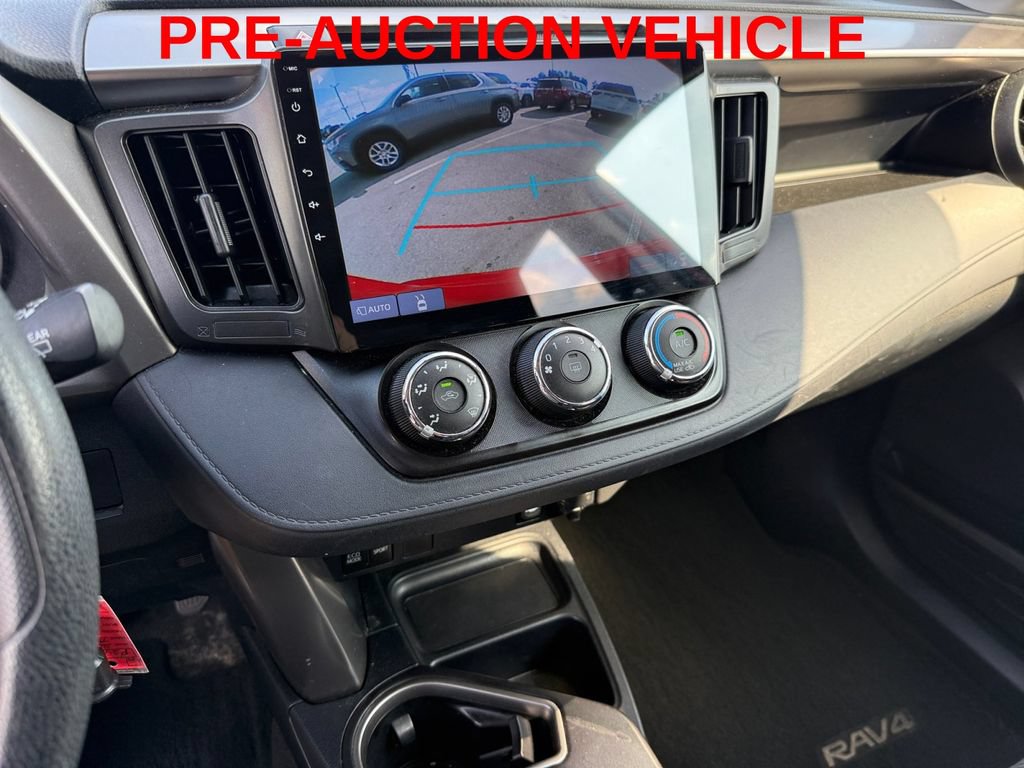Used 2016 Toyota RAV4 LE AWD/4WD image 19