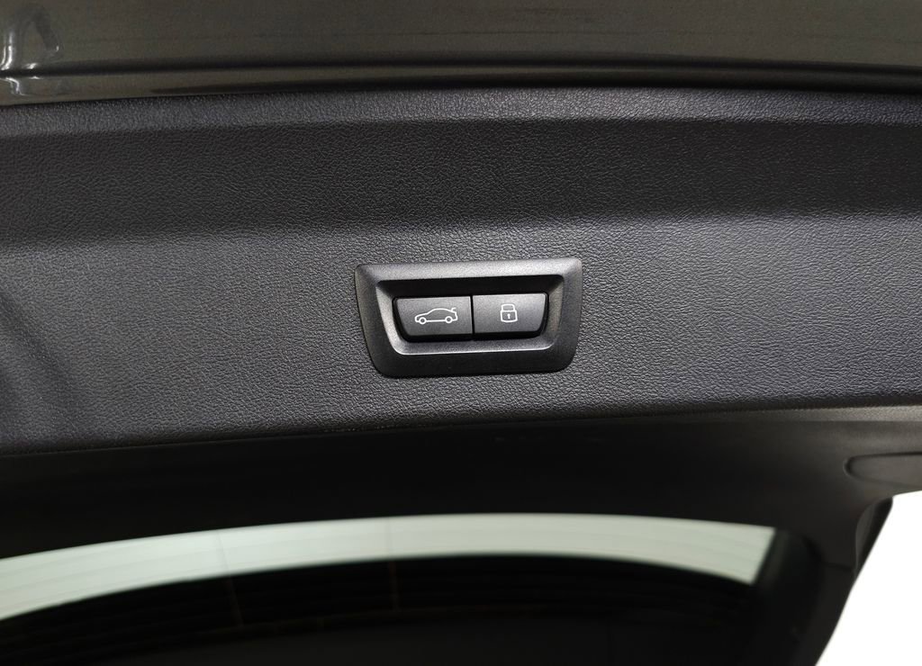 Used 2023 BMW X3 xDrive30i w/ Convenience Package image 10