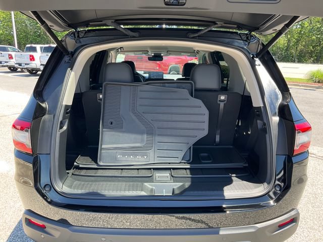Used 2025 Honda Pilot EX-L image 18