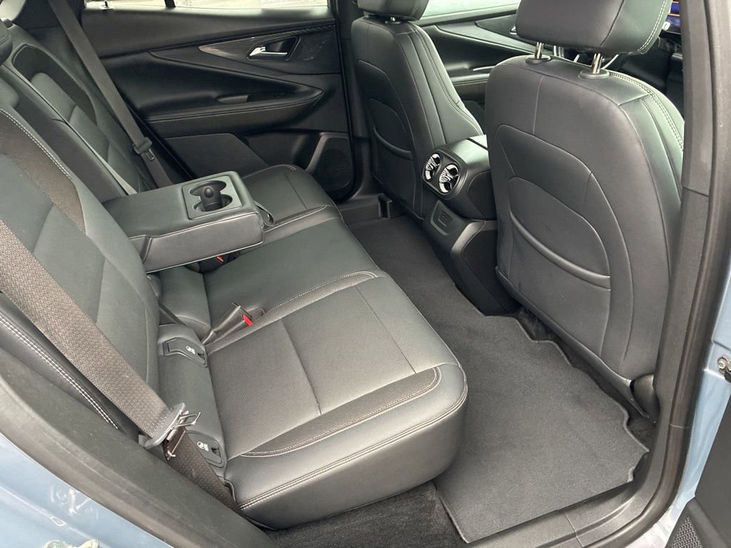 Used 2024 Chevrolet Blazer EV LT AWD/4WD image 33