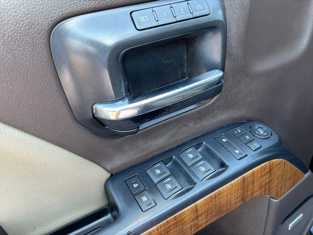 Used 2018 GMC Sierra 1500 SLT image 16