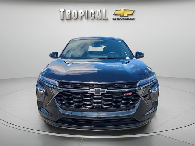 Used 2025 Chevrolet Trax RS w/ Driver Confidence Package FWD image 8