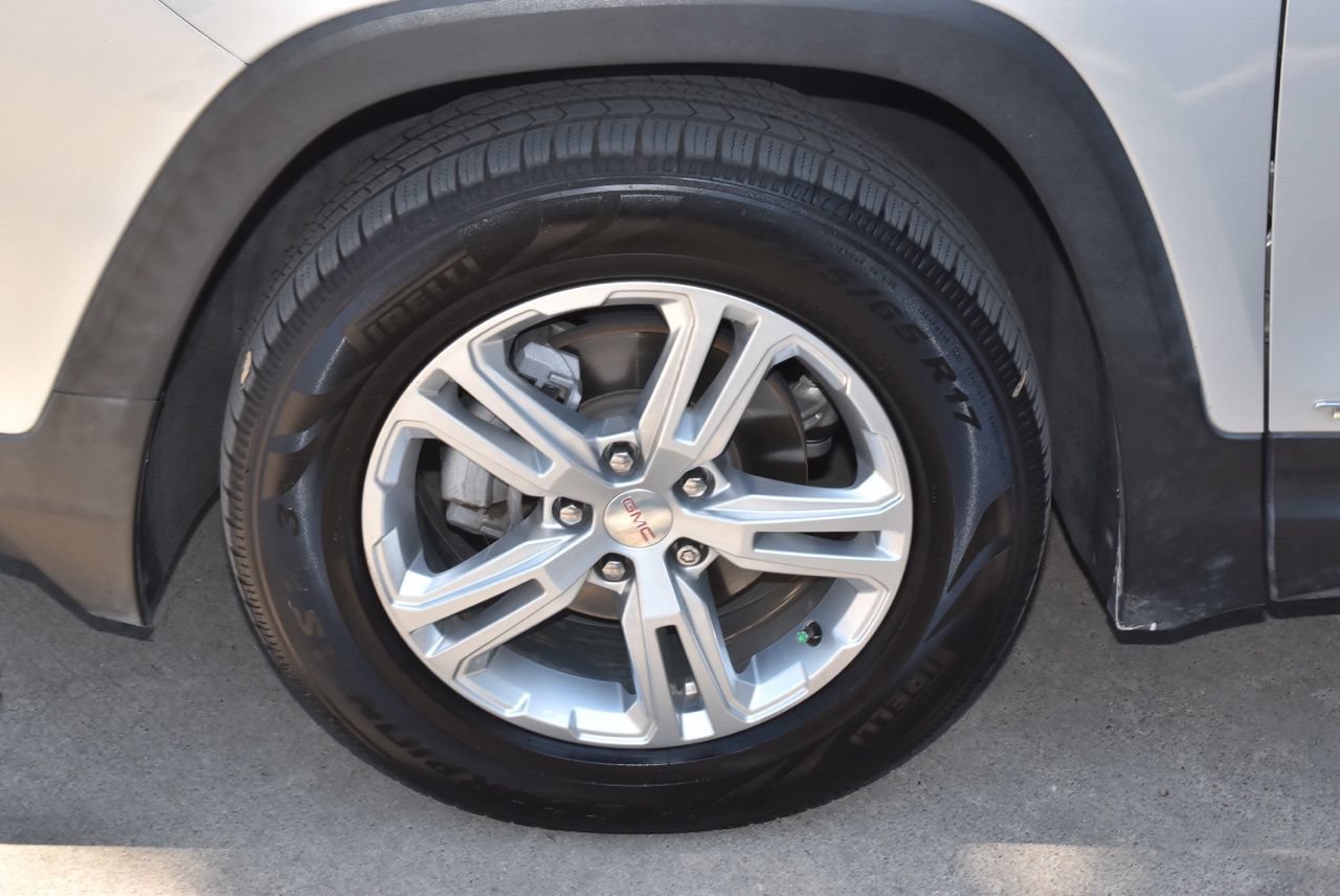 Used 2022 GMC Terrain SLE w/ Driver Convenience Package FWD image 36