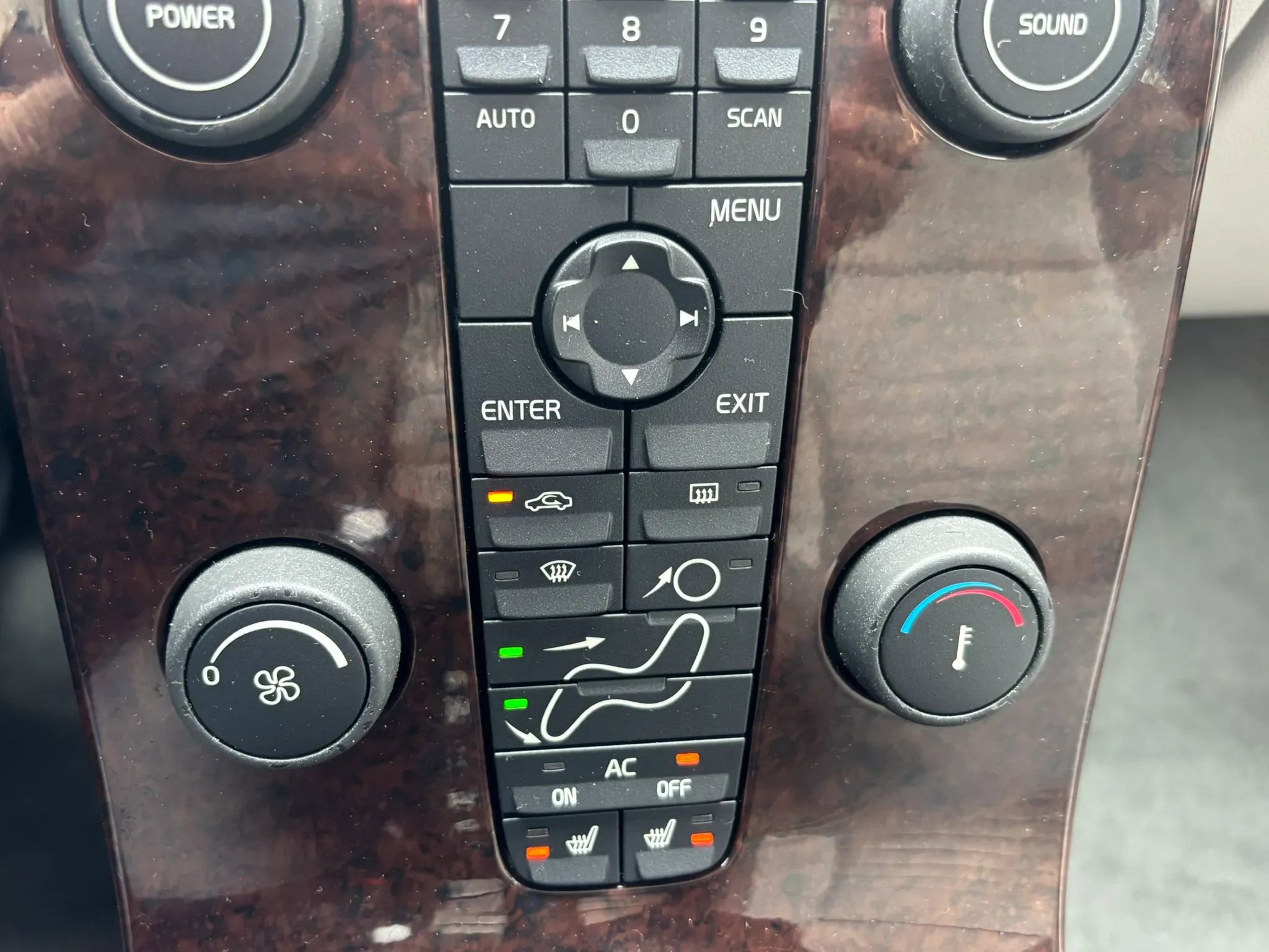 Used 2006 Volvo V50 2.4i FWD image 34