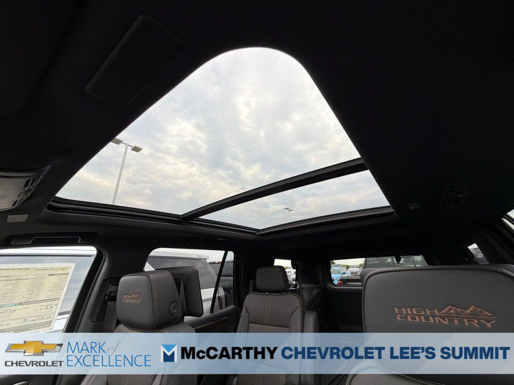 New 2026 Chevrolet Tahoe High Country AWD/4WD image 7