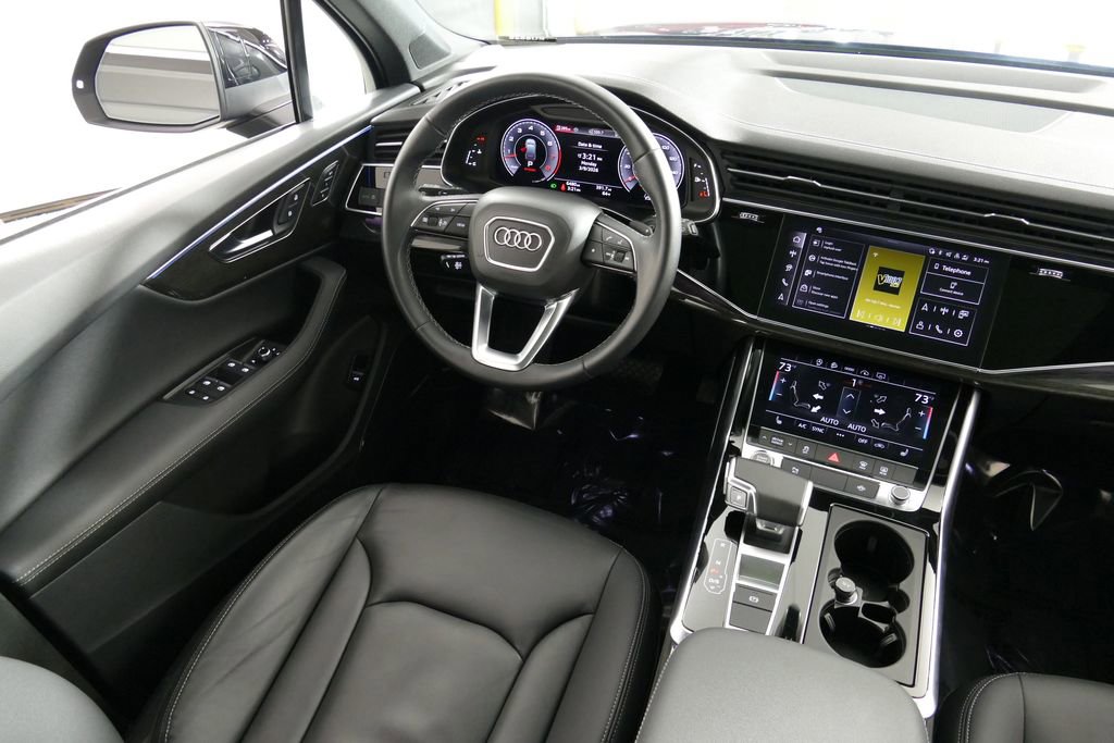 Used 2025 Audi Q7 3.0T Premium Plus image 9