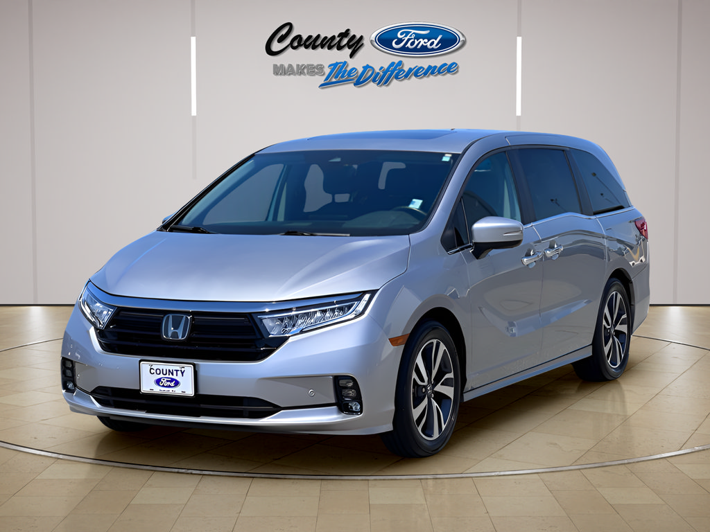 Used 2023 Honda Odyssey Touring image 3